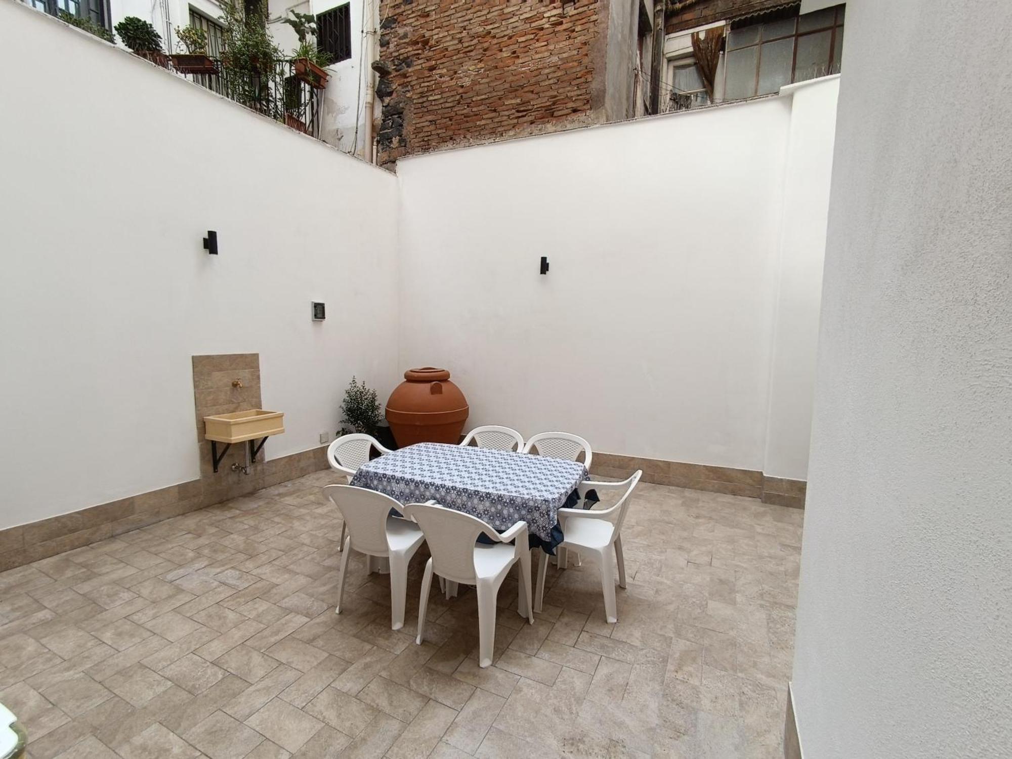 Terrazzo Garibaldi Holiday Home Catania Exterior foto